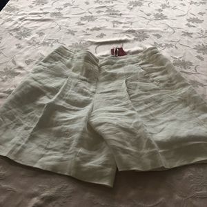 White women linen shorts